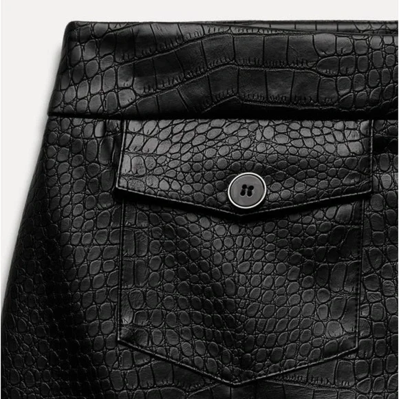 ZARA faux leather mini skirt - Picture 4 of 9